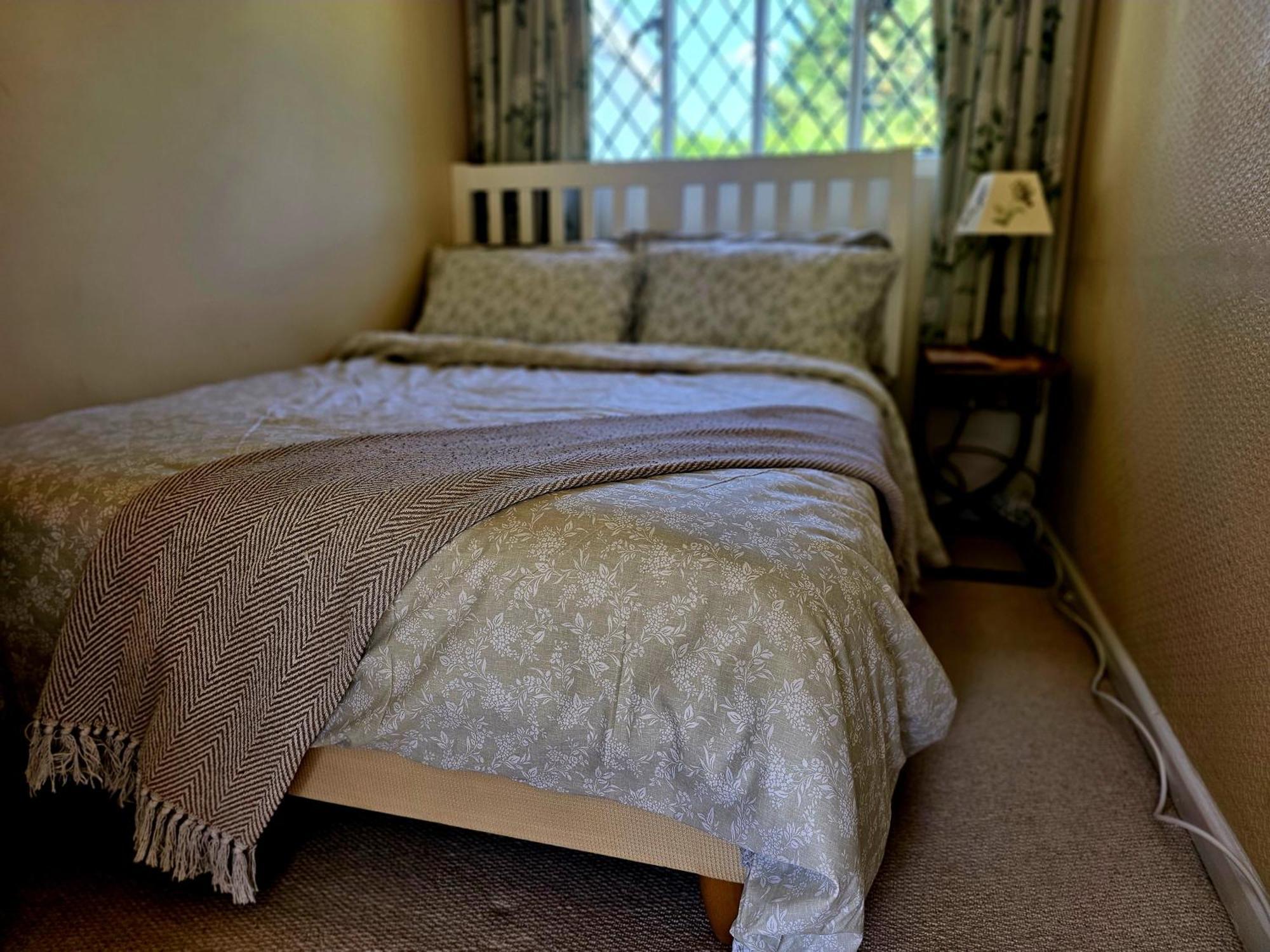 גילדפורד English Farmhouse Cottage מראה חיצוני תמונה