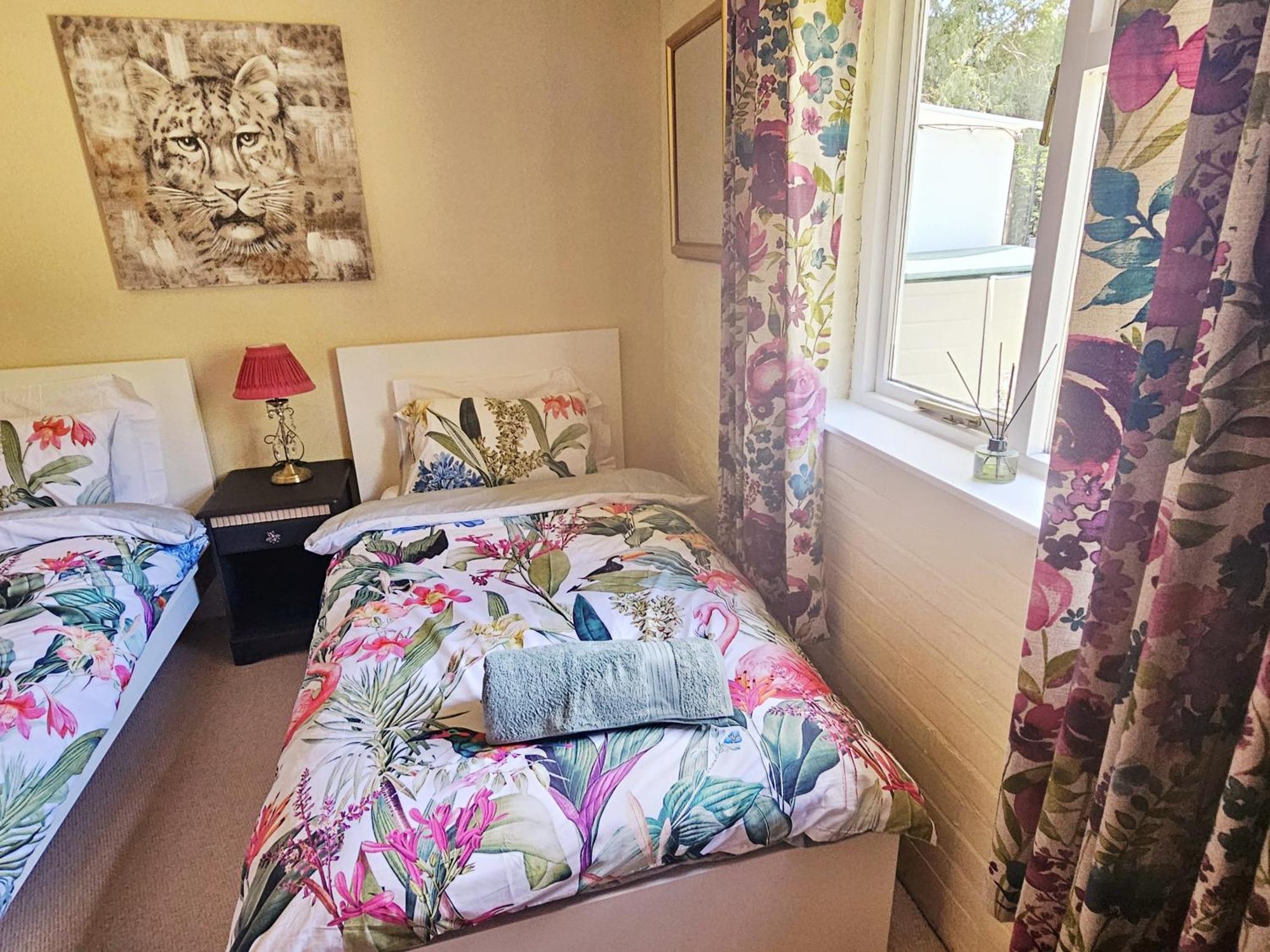 גילדפורד English Farmhouse Cottage מראה חיצוני תמונה
