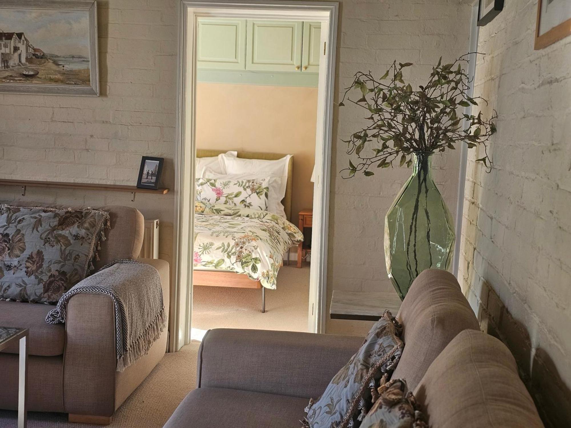 גילדפורד English Farmhouse Cottage מראה חיצוני תמונה